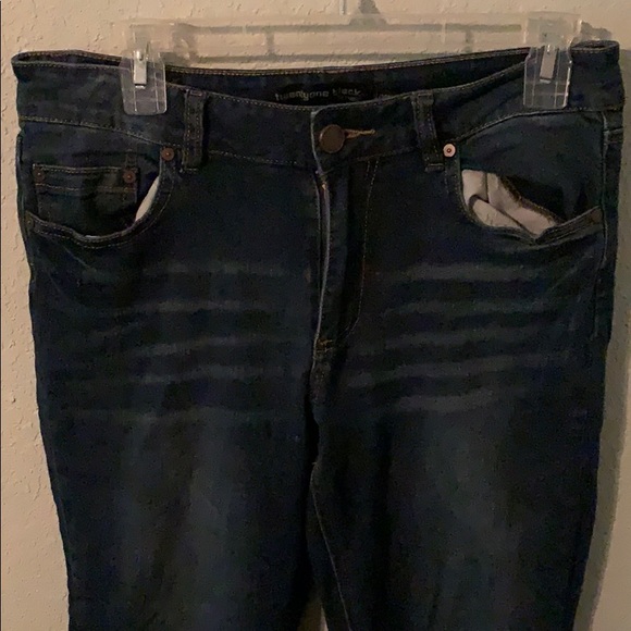 Jeans - Picture 2 of 8